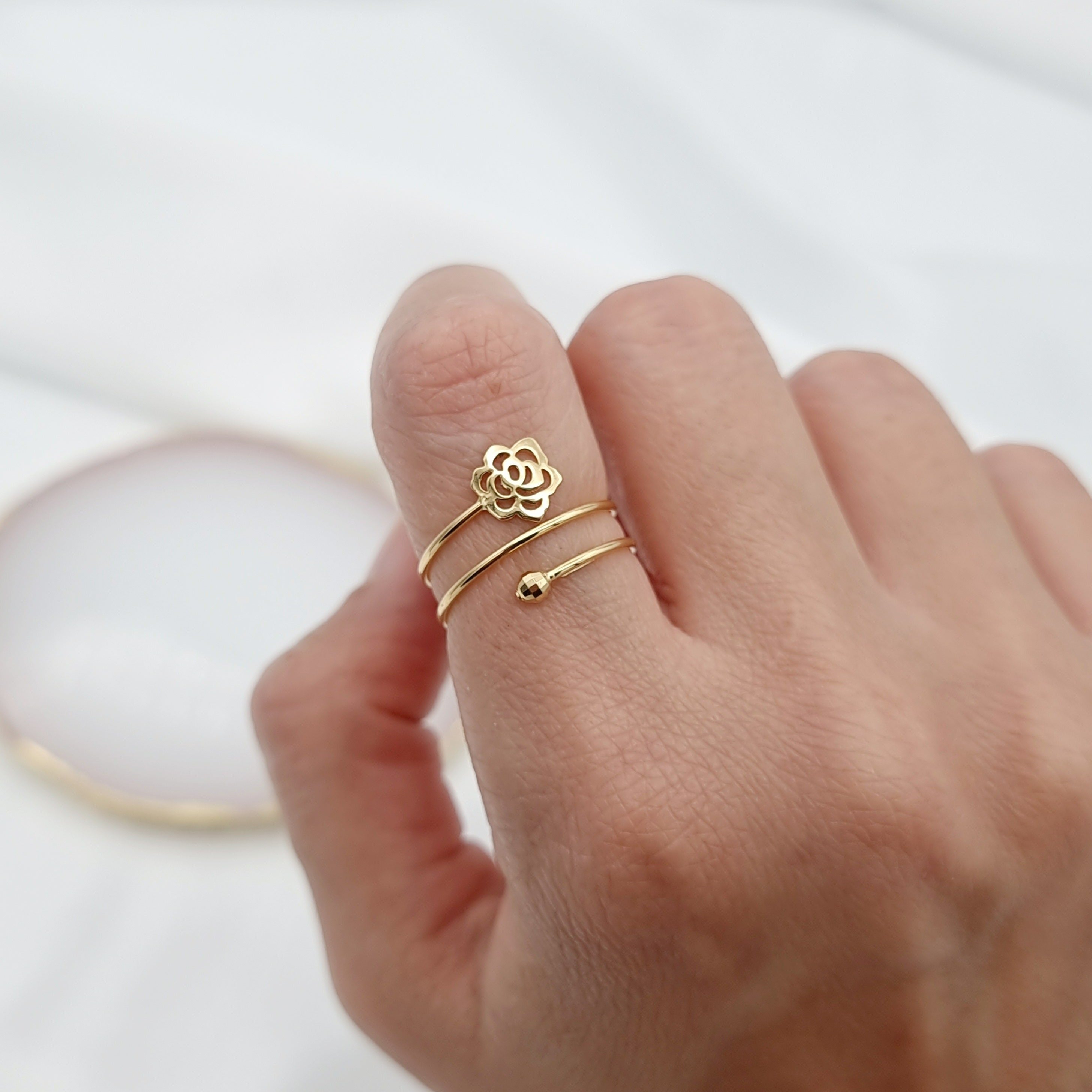 Bague Ajustable Fleur Dorée — ajustable, bague | Boutique NAYA